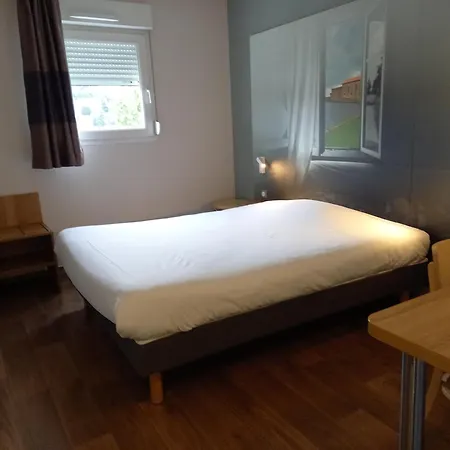 Hotel Saint-etienne Monthieu 2*