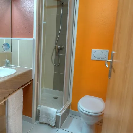 Saint-etienne Monthieu Hotel 2*