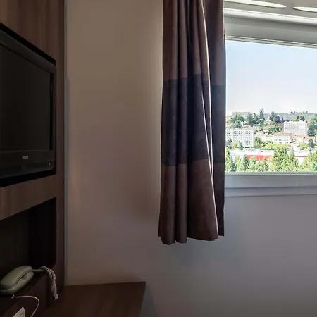 Saint-etienne Monthieu Hotel