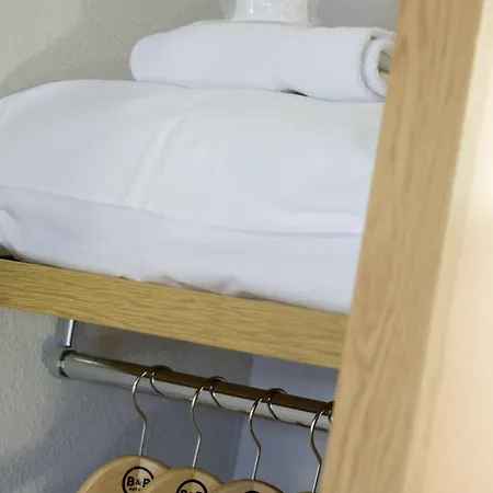 Hotel Saint-etienne Monthieu 2*